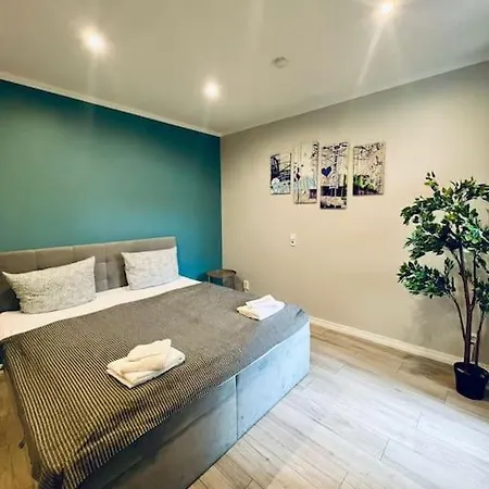 Apartment 8 Personen Im Zentrum Berlin